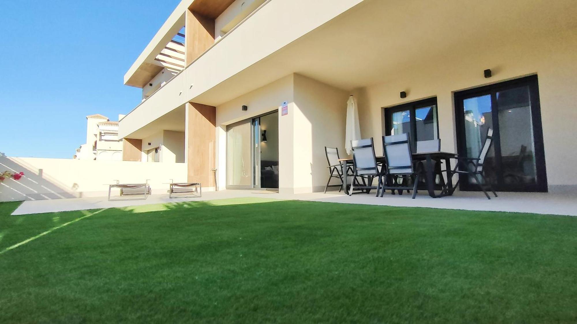 Mediterranean Gardens Apartment *