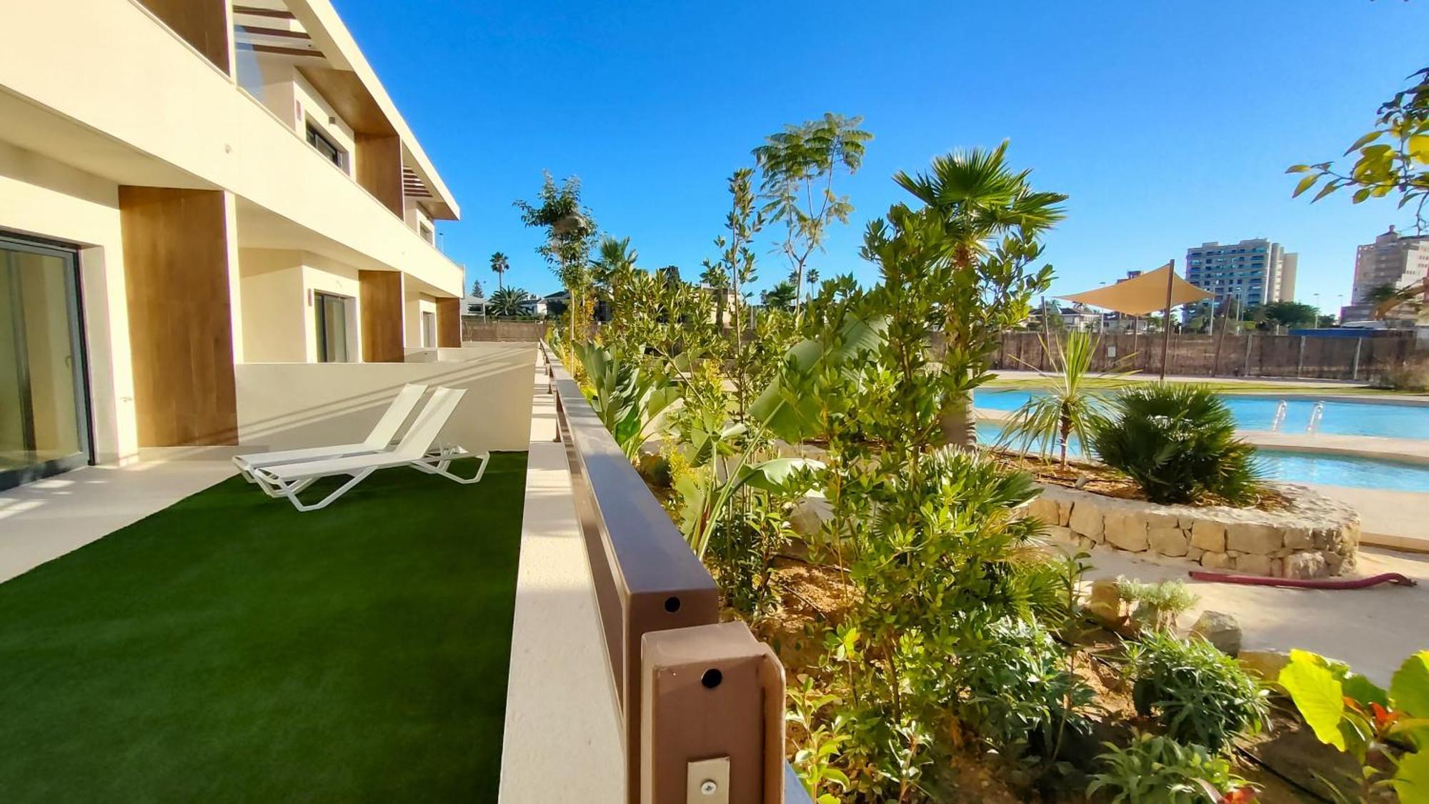Mediterranean Gardens Apartment *
