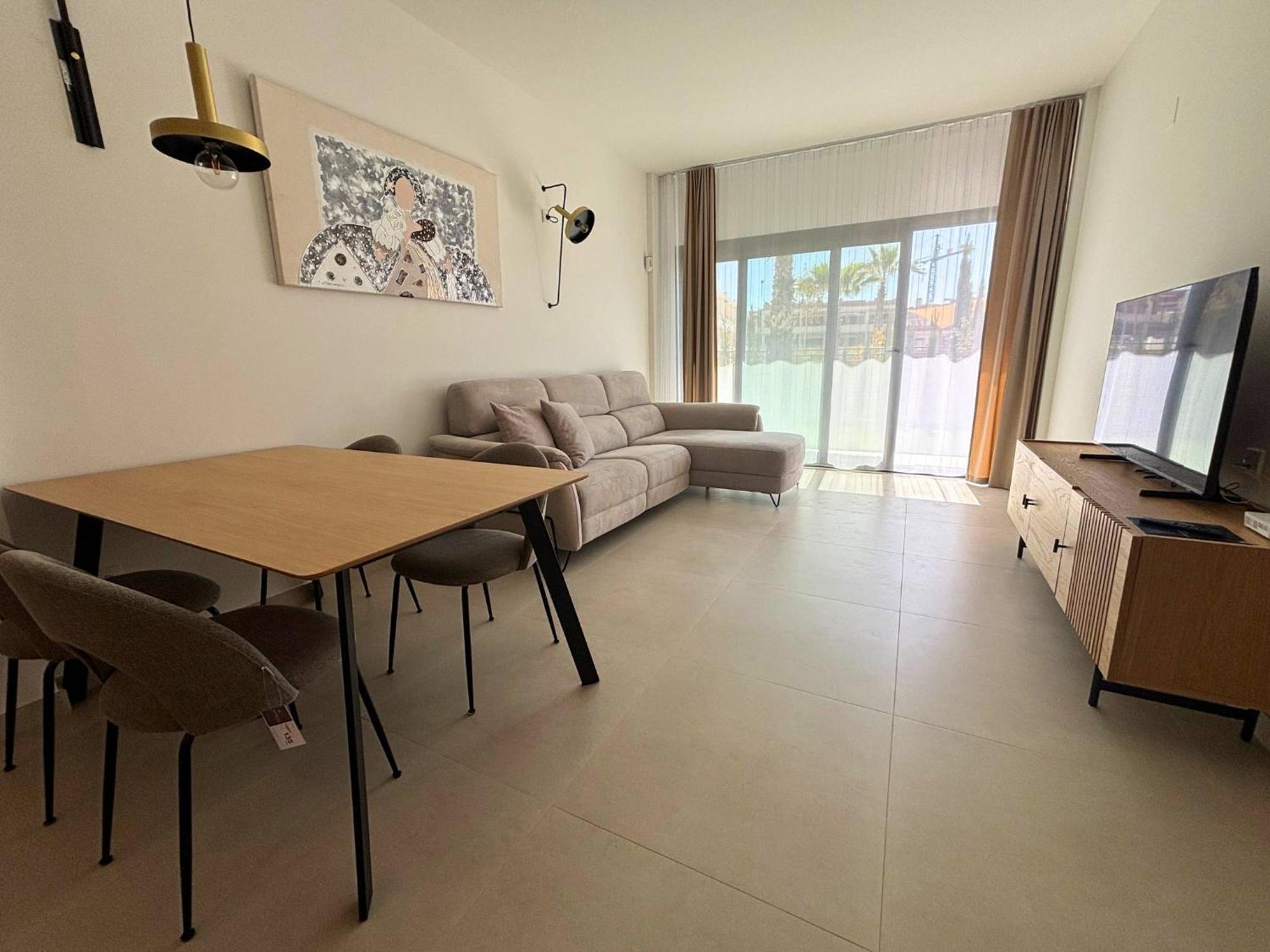 Mediterranean Gardens Apartment *